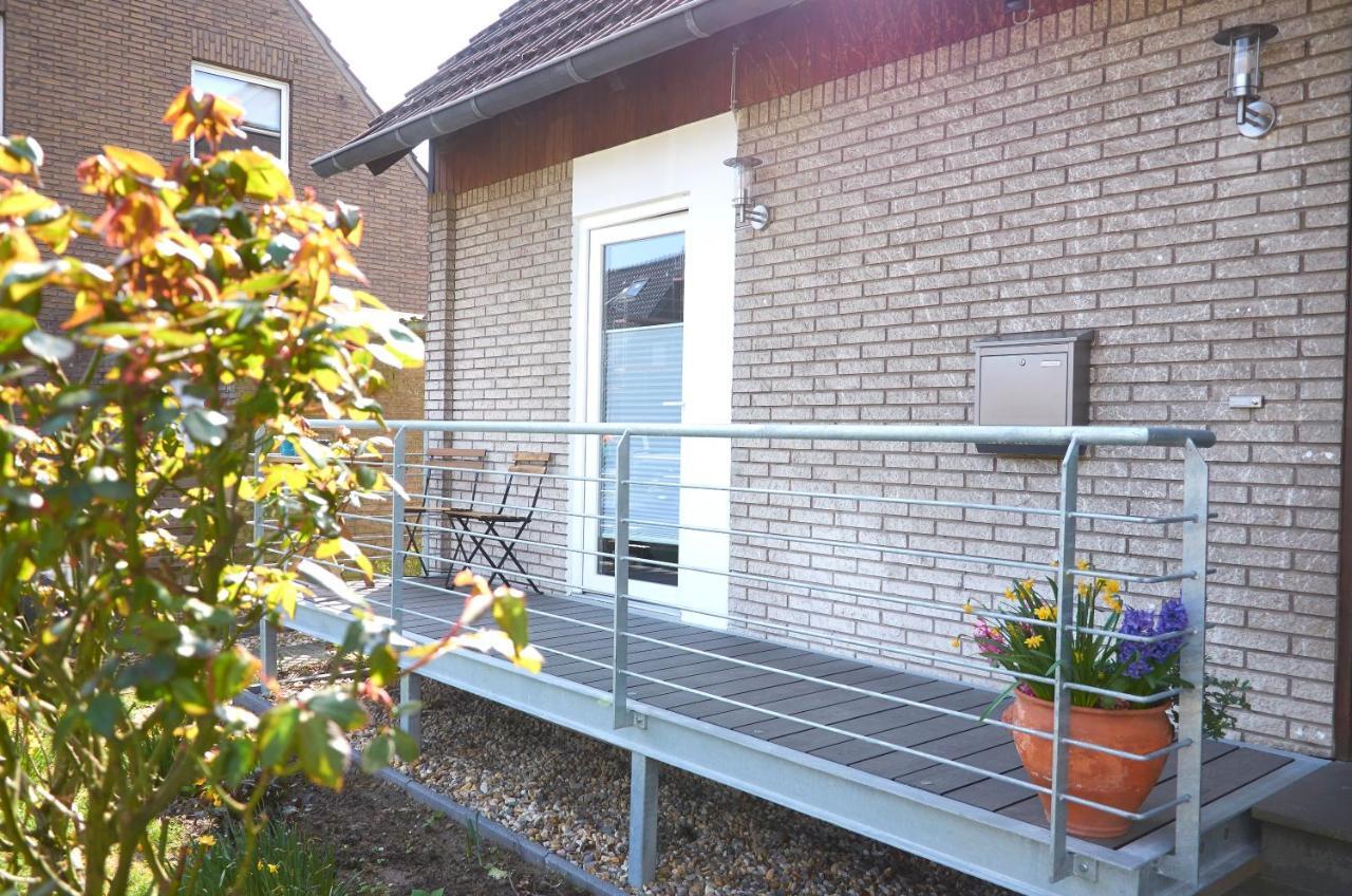 Schoenes Appartement In Meerbusch Am Buschend ภายนอก รูปภาพ